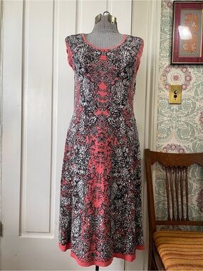 NIC + ZOE Salmon, Black And White Sleeveless Dress